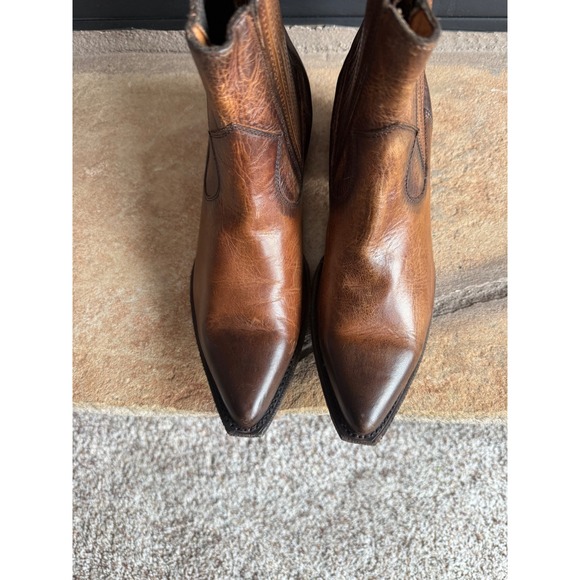 FRYE Women's 8.5 Cognac Leather Pointed Toe Western Ankle Boots Rodeo Cowgirl - Picture 9 of 13
